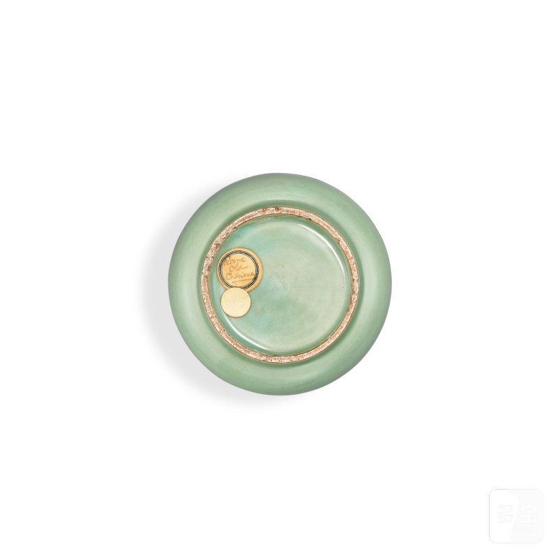 A Longquan celadon-glazed zhadou, Southern Song dynasty | 南宋 龍泉窰青釉渣斗 - 图3